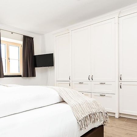Ferienwohnung Graseck ガルミッシュ・パルテンキルヒェン エクステリア 写真