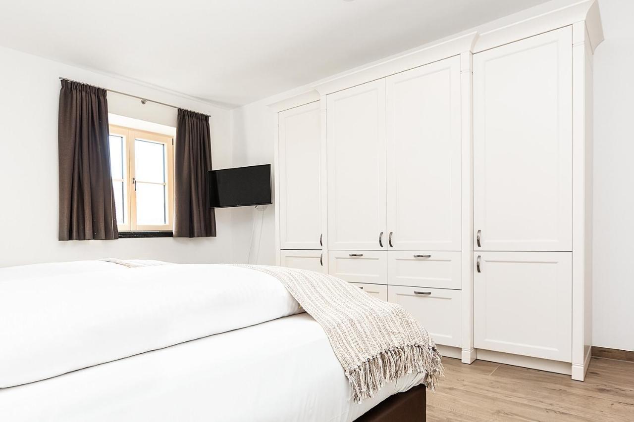 Ferienwohnung Graseck ガルミッシュ・パルテンキルヒェン エクステリア 写真